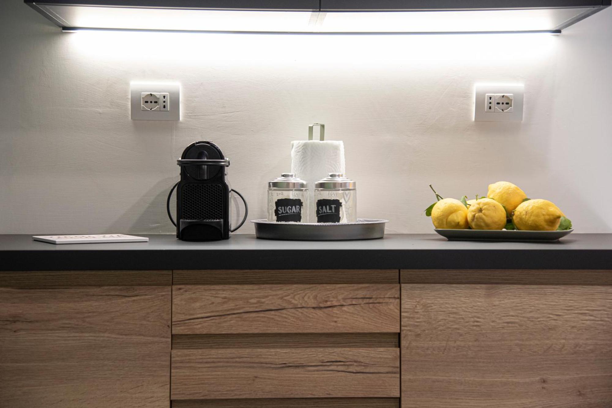 Vatican Boutique Apartment With St Peters Dome View ローマ エクステリア 写真